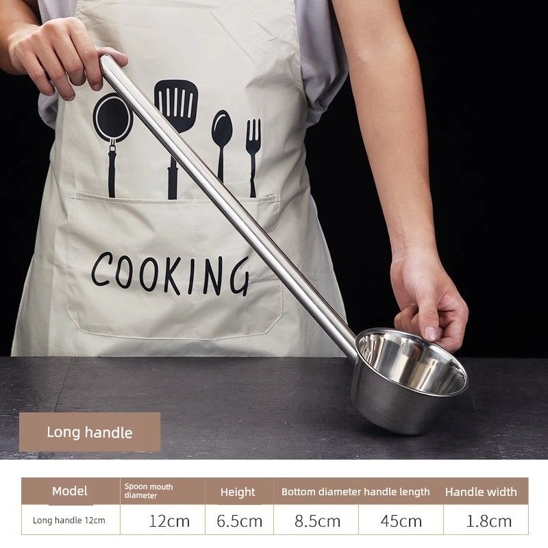 

Extra Thick Bailer Stainless Steel Spoon Water Ladle Kitchen plus Long Handle Large Spoon Thick Drop-Resistant Soup Scoop Spoon Porridge Spoon Mouth [12cm] Handle [45cm] 650ml