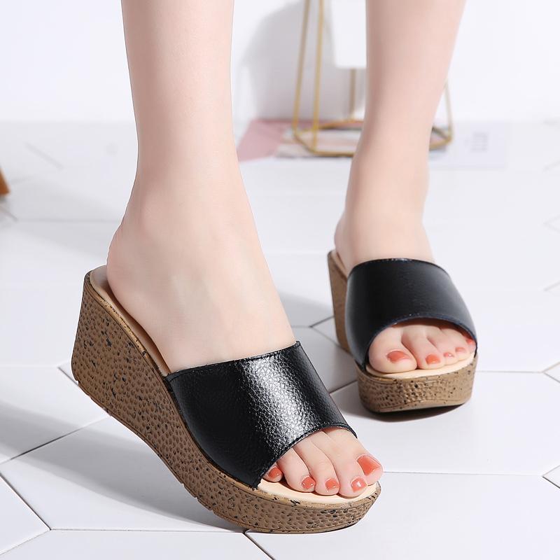 Vasaros odinis šlaitas su moteriškomis šlepetėmis, storu padu, aukštakulniais sandalai, aukštakulniai moteriški batai