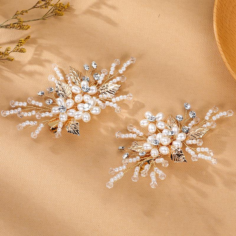 Elegant Handmade Pearl Flower Hair Clip - Vintage Bridal Updo Accessory