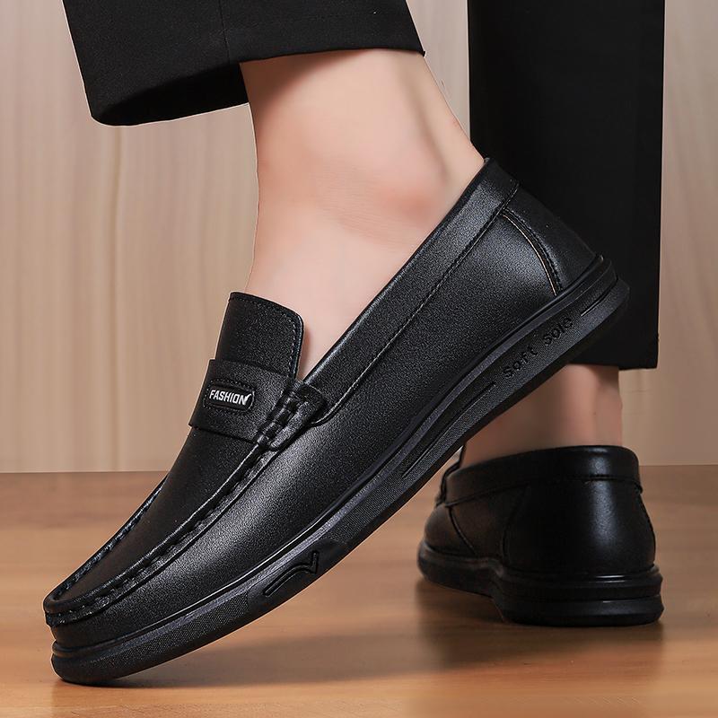 Fashion Lightweight Business Office Formal Men Casual Shoe Leather Men Loafers Shoes Fashion Designer Slip On Boat Quality Social Shoes