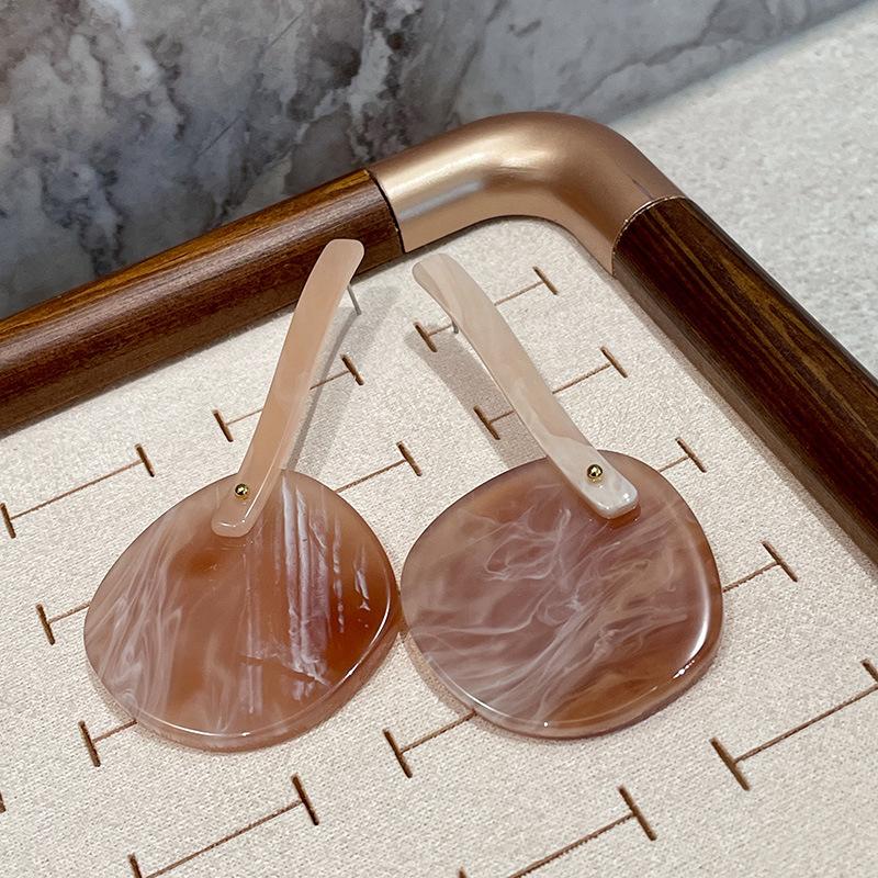 Natural tiger's eye stone series stud earrings for women Maillard exquisite retro earrings niche light luxury high-end temperament earrings