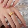 Barocker Asymmetrischer 18K Goldfarbener Titanstahlring für Damen