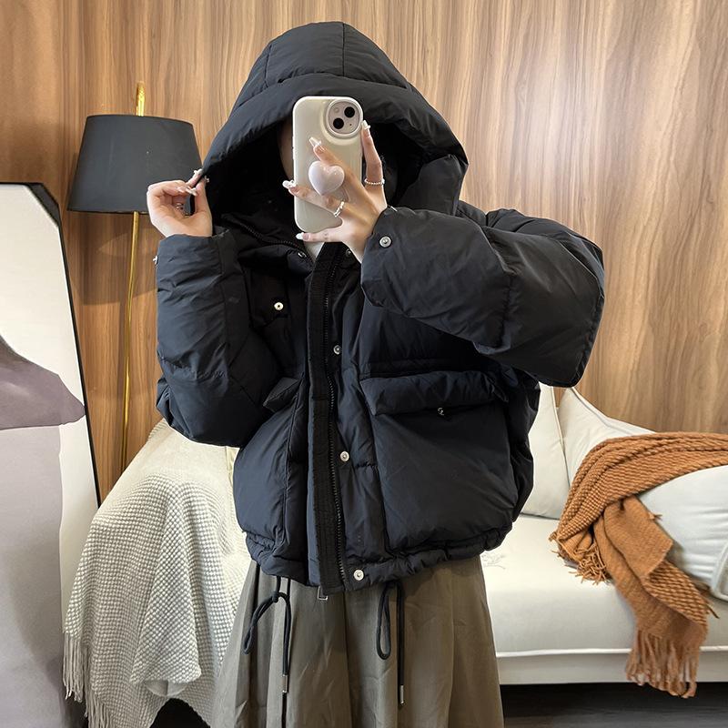 Small Sweet Down Jacket Women's Short 2024 Winter Fashion Hooded Big Pocket Warm Thickened Bread Clothing Trend