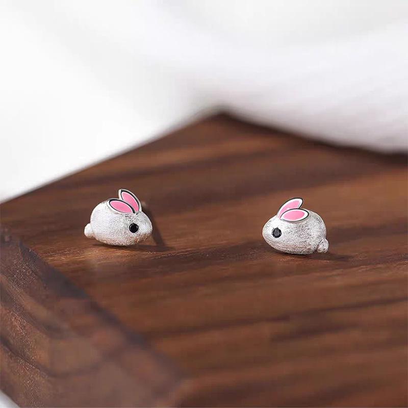 S925 Sterling Silver Rabbit Stud Earrings - Cute Brushed Rabbit Design for Women 925 Silver