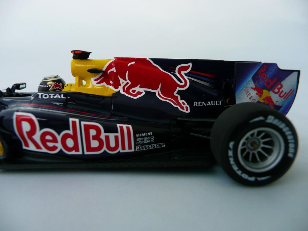 F1 2010 Red Bull Racing Renault RB6 Sebastian Vettel 1/43