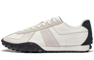 Herrenschuhe – Sportschuhe