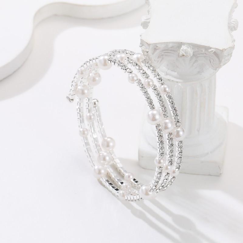 Multi-layer Rhinestone Pearl Bracelet, Winding Open Bracelet, Claw Diamond Bride Elastic Bracelet.