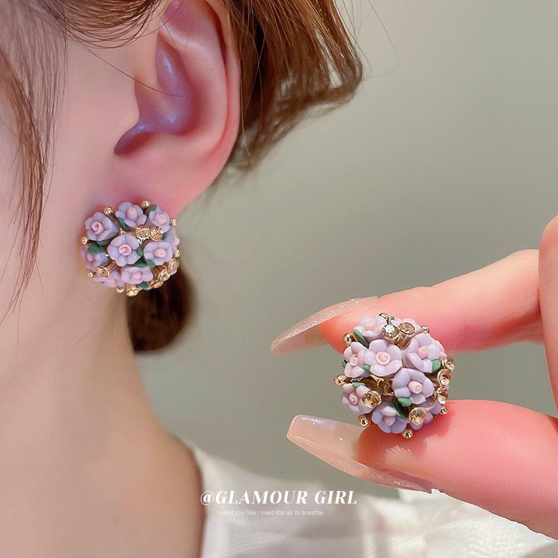Silver Needle Diamond Ceramic Flower Cluster Earrings: Niche Fashion Fresh Studs