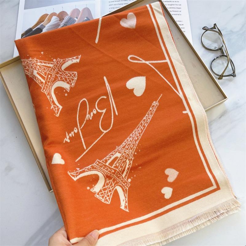 The new model is a winter construction wind tower scarf, cashmere warm scarf, student male and female couples scarf.