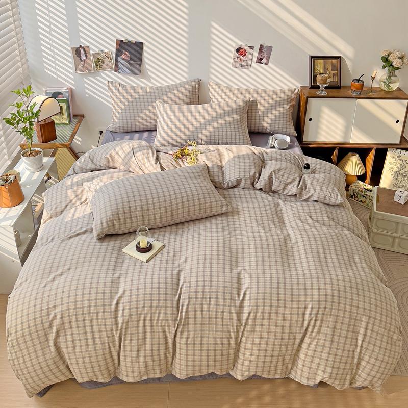 Cute Cartoon Bear Duvet Cover Set For Girls Child Room Decor Kawaii Strawberry Comforter Cover 3/4Pcs Washed Cotton Bedding Set