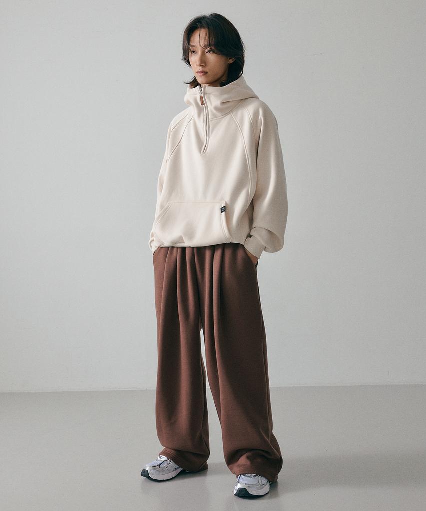LXT Double-Pleat Hidden String Wide Sweatpants [Brown]