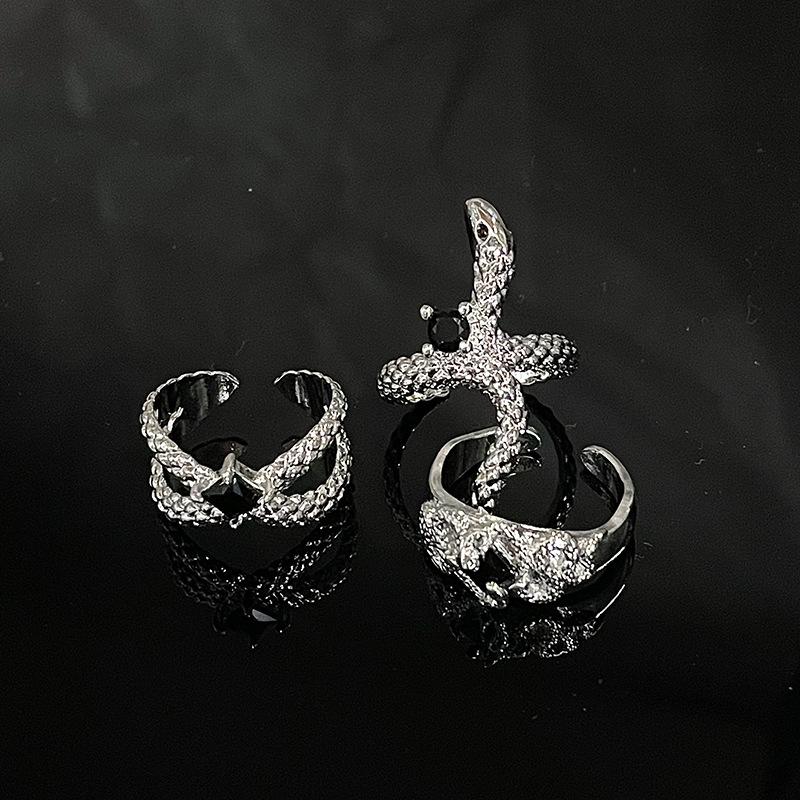 Nische Designgefühl Dunkler Wind Diamantenbesetzter Zirkon Serpentin Persönlichkeit Französische Faltung High-End Gefühl Offener Ring Damen