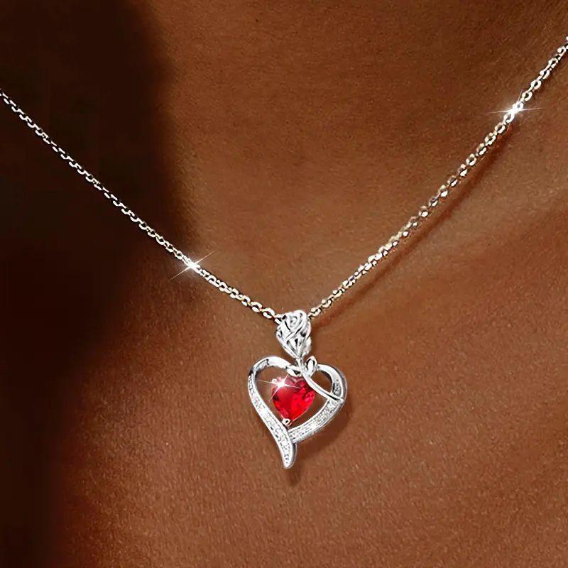 

Classic Luxury Red Zircon Heart Necklace With Rose Flower Gift Box For Girlfriend Birthday Valentine Gift