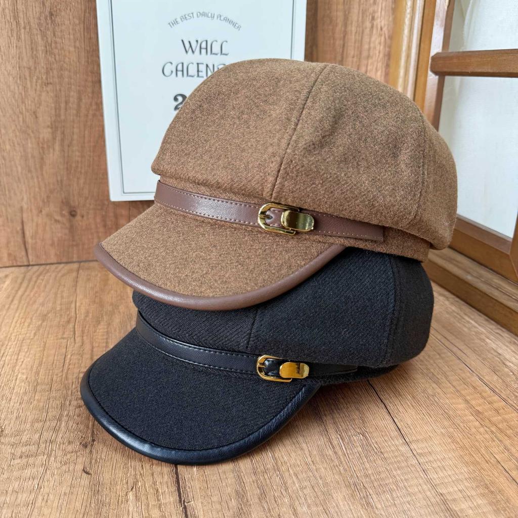 Light luxury belt buckle octagonal hat women's autumn and winter woolen fabric newsboy hat simple version new beret wholesale