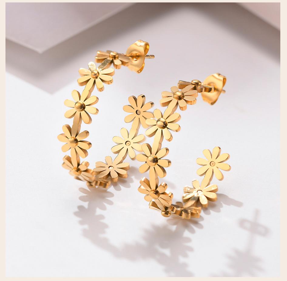 Daisy Flower Hoop Earrings For Women,18 K Golden Stainless Steel Ear Jewelry Waterproof