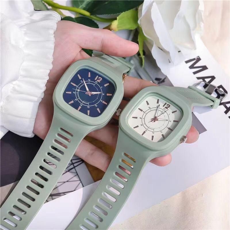 Men's And Women's Watches Women's Minimalist Design Square Shape Sports Watches Soft Wrist Watch Gift