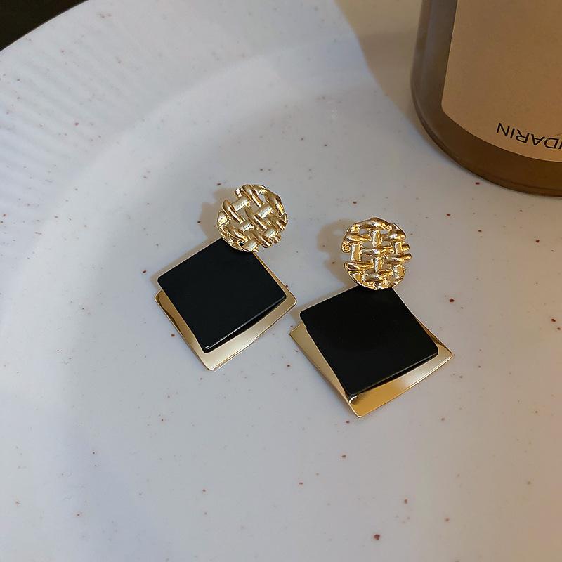 Silver Needle Geometric Square Sequin Metal Earrings Korean Ins Temperament Earrings Personality Temperament Advanced Earrings Batch