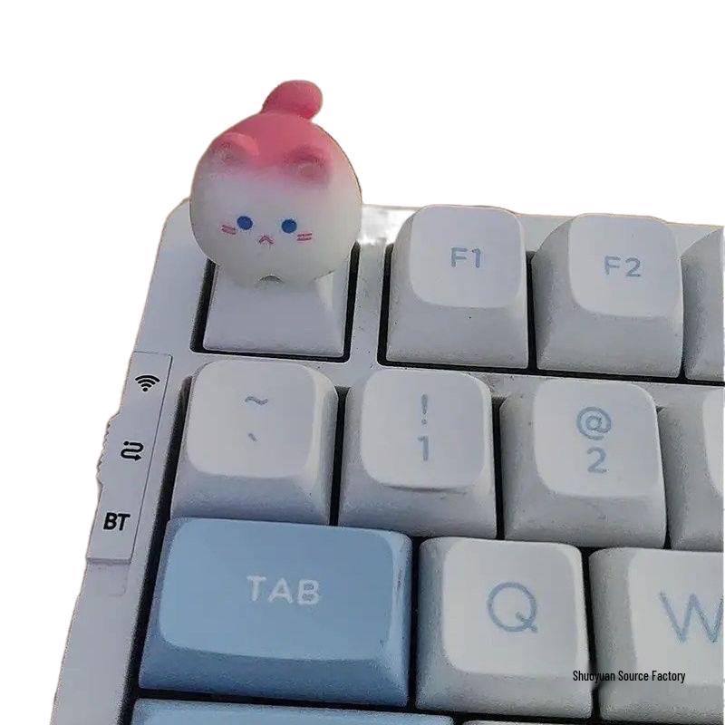 Adorable Creative 3D Cat Keycaps for Girls - Pink Cartoon Animal Design