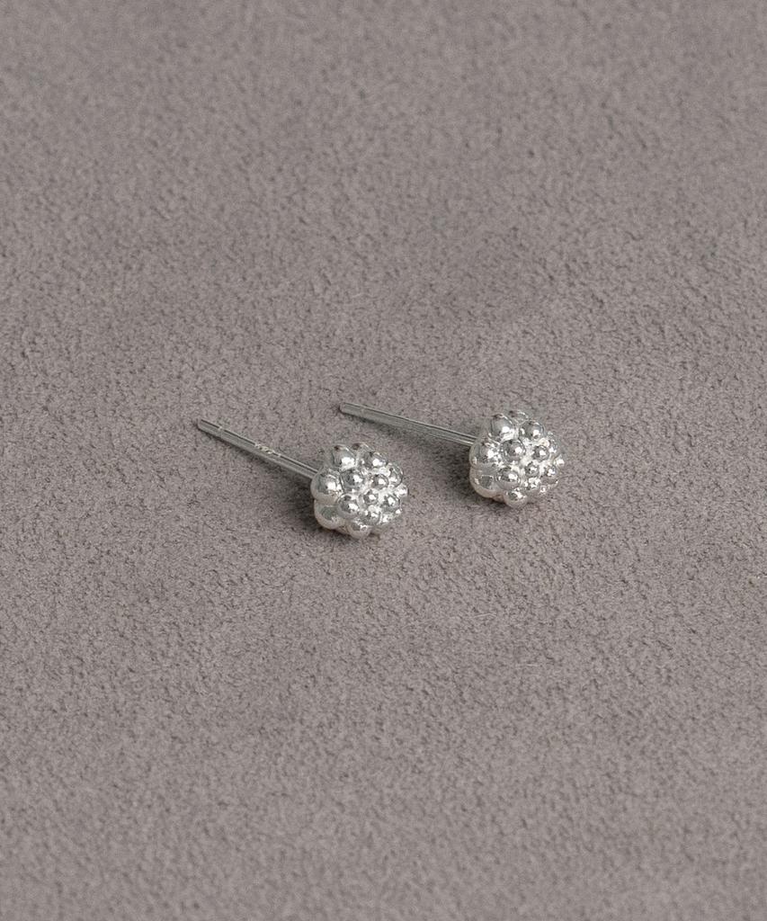 Touchéd Dew Drop Earring 04