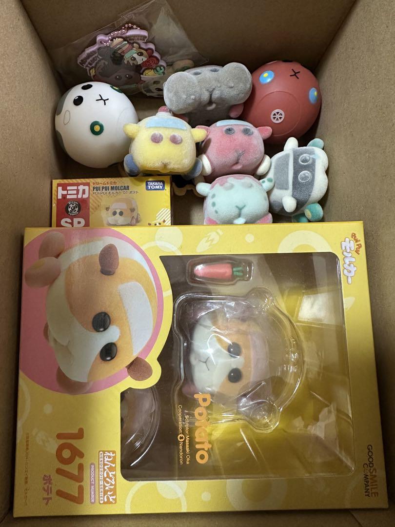 

[Б/У] Молкар Нендороид кино-бонус флокированная Томика и т.д.