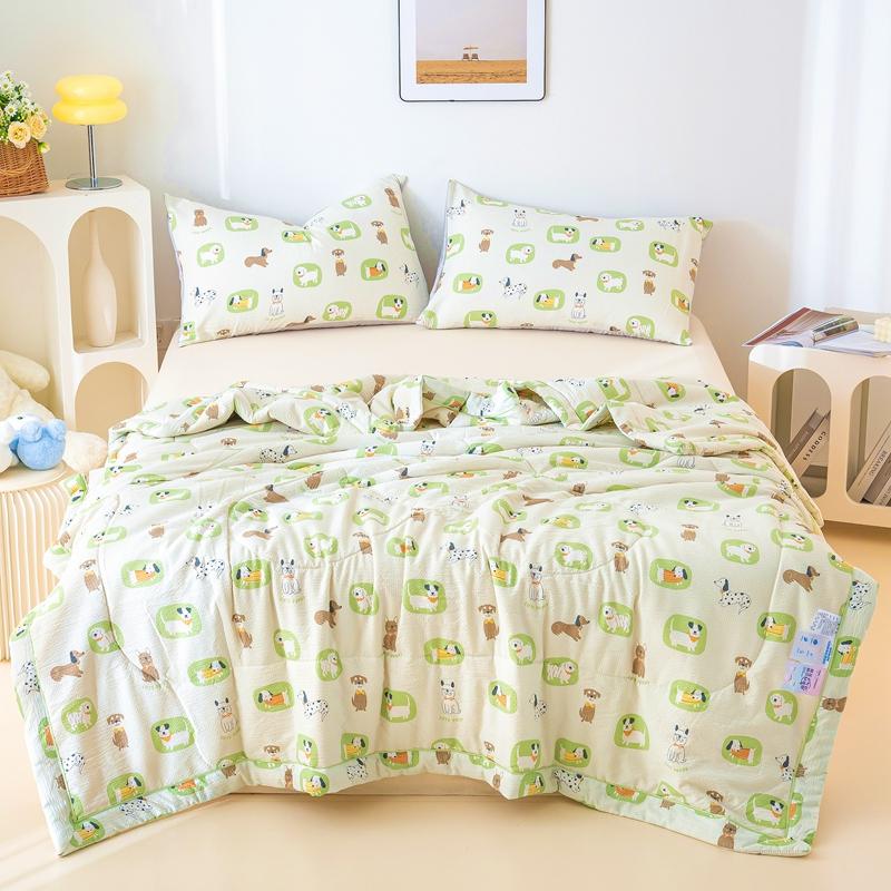 Cartoon Candy Rainbow Pattern Summer Cooling Quilt Skin-friendly Breathable Textured Air Conditioning Quilt for Kids Teens Girls