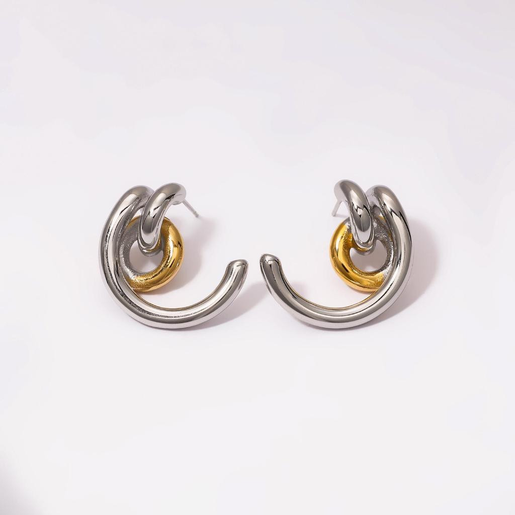 Yingtai 18K Gold Stainless Steel Stud Earrings with Vacuum Electroplating