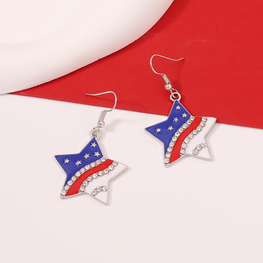 Exquisite, modische und trendige Ohrringe mit blauen, weißen und roten Streifen der Flagge des amerikanischen Unabhängigkeitstags