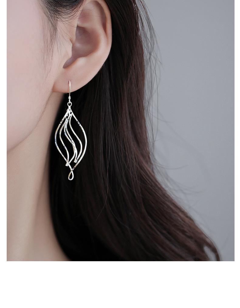 925 Sterling Silver Twisted Water Drop Earrings: European & American Style, Trendy, Versatile, High-End Accessories for Women.