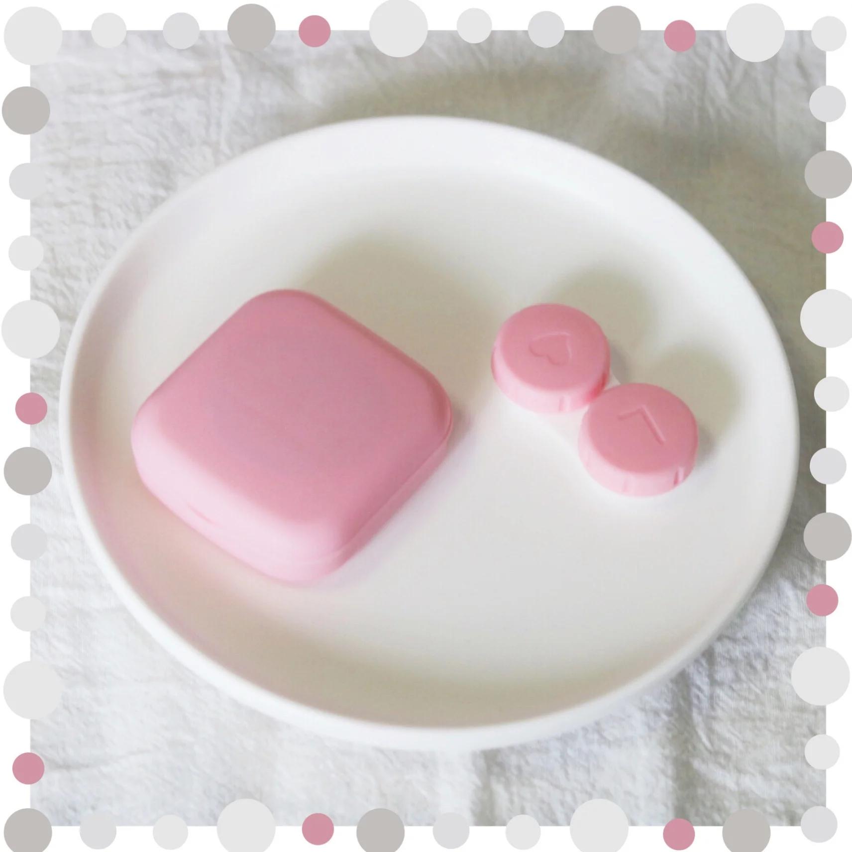 

Контейнер для линз Lenes Multicolor Портативный Мини-контейнер для контактных линз с зеркалом, пинцетом и флаконом для раствора для очистки глаз от протеинов розовый