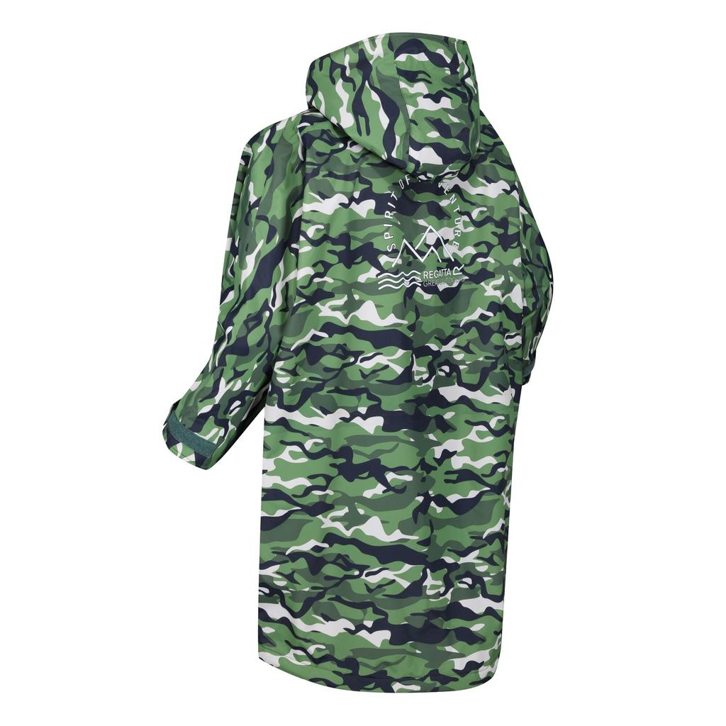 Regatta Childrens/Kids Camouflage Waterproof Changing Robe