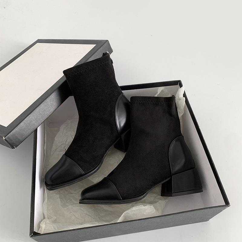 

Модный темперамент Бежевые ретро квадратный носок толстый каблук короткие ботинки женские 2025 новый летний универсальный французский увеличивающий рост ботинки Мартин 35 чёрный