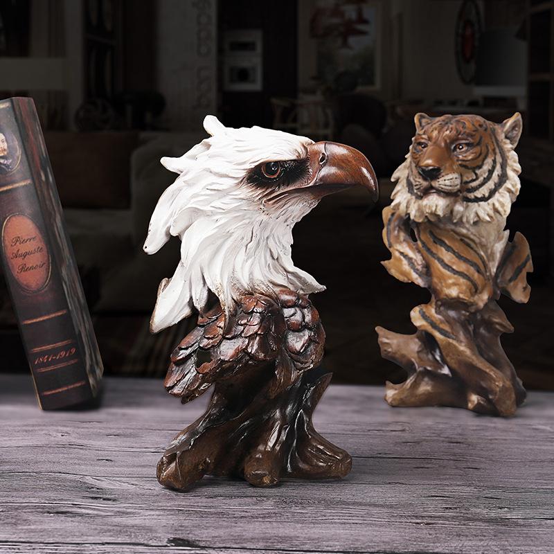 Creative Faux Wood Eagle Head Ornament for Home or Office Decor - Retro Moving Gift