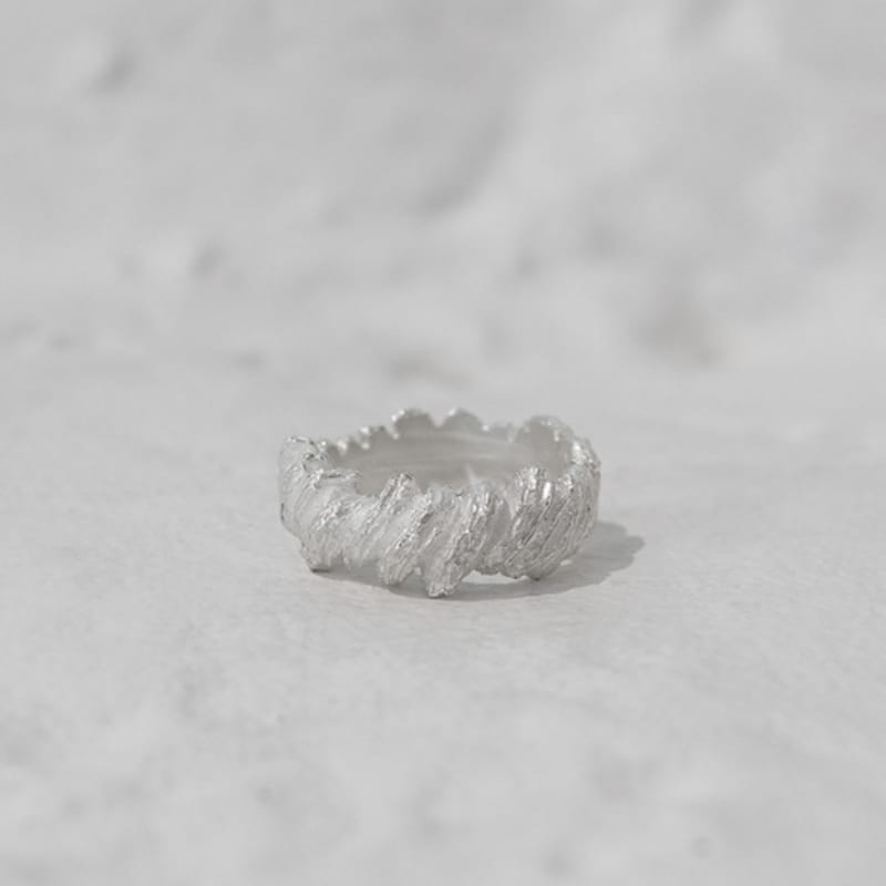 Mouvebament White crown ring_Silver 925