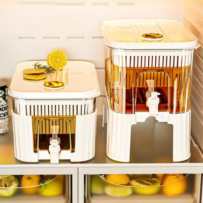 Cucina, sala da pranzo e bar – Distributori d'acqua