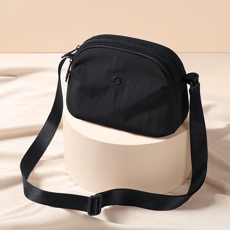 GOLF Women's Casual Crossbody Bag, Shoulder Bag, Water-Resistant Commuter Bag