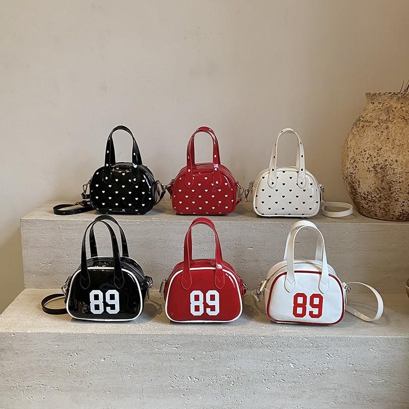 Fashionable Hot Girl Carrying Boston Age Ball Bag Female Japanese Niche Student One-shoulder Cross-body