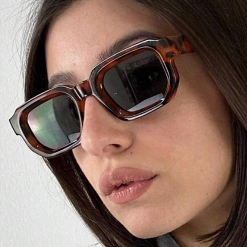 Men Vintage Rectangle Frame Sunglasses Fashion Retro Sun Glasses Luxury Brand Design UV400 Shades Eyewear Women Goggles