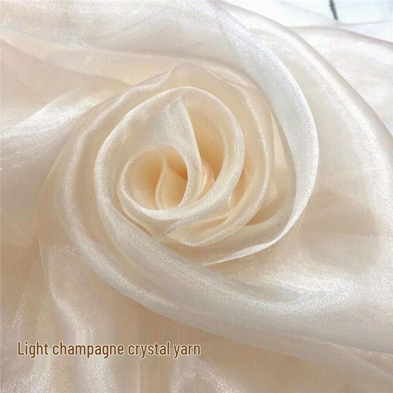 

Ткань-дизайнерская пряжа Microsoft Crystal Clear для свадебных платьев и фотофонов 1 meter (Width 1.5 meters), multiple pieces uncut