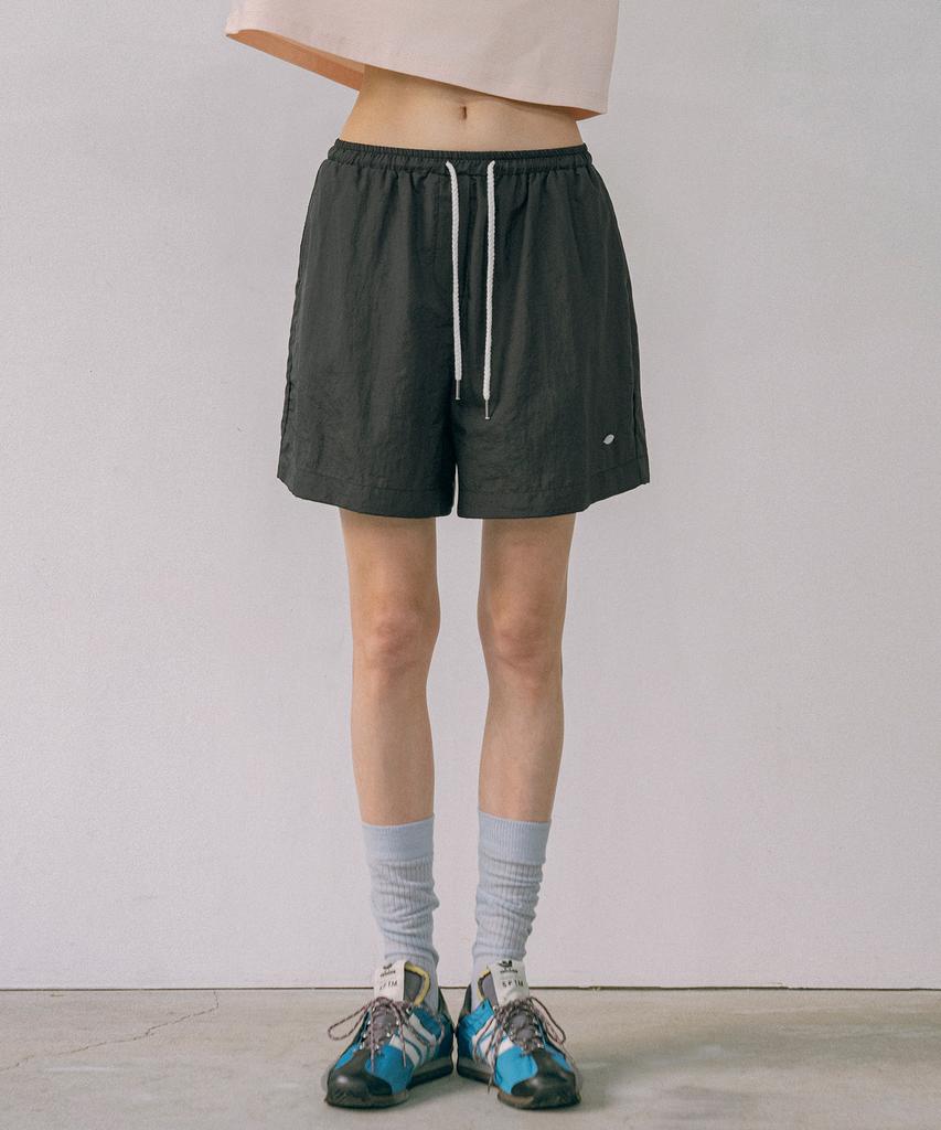 Banwonateullie P3192 Elastic Waist Nylon Shorts_Black