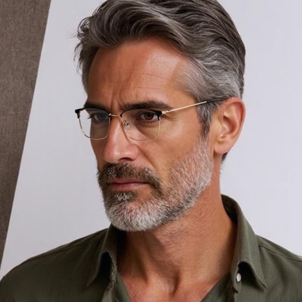 Small Business Square Photochromic Presbyopic Glasses Men Ultralight Metal Discolour Reading Glasses Anti-Blue Light Glasses