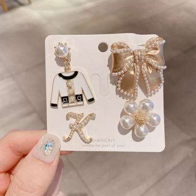 Luxurious Three Dimensional Brooch Hand Made Retro Pearl Camellia Number Bow Brooches