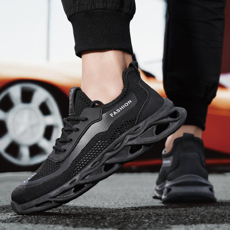 

Men s shoes 2025 new summer breathable mesh casual sports shoes men s lightweight work shoes soft sole Korean version trendy shoes 44