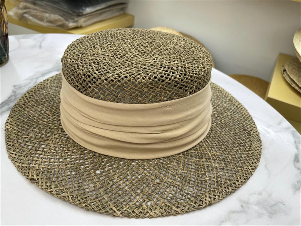 Ins Chic Summer Natural Salty Grass Hand Weave Holiday Beach Men Women Fedoras Cap Leisure Panamjazz Hat