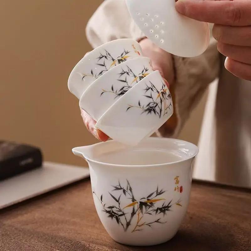 White Porcelain Tea Set, Including Gongfu Teapot and Tea Cup Set, Quick Guest Cup Storage Bag, Portable Travel Tea Set
