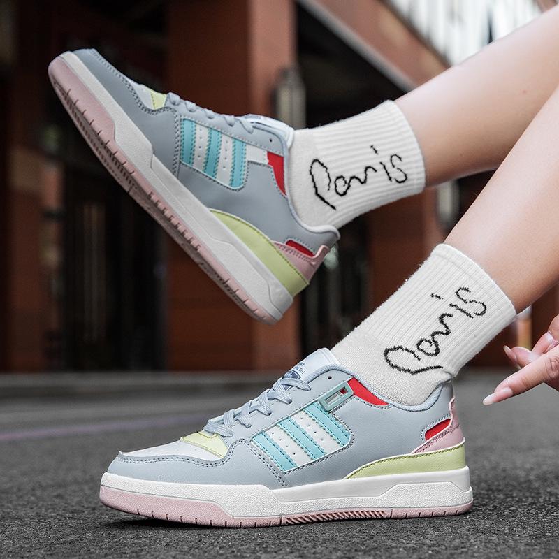 

Мужские аутентичные четырехсезонные дышащие кожаные кроссовки, нескользящие и износостойкие, универсальные повседневные туфли на толстой подошве Size 35