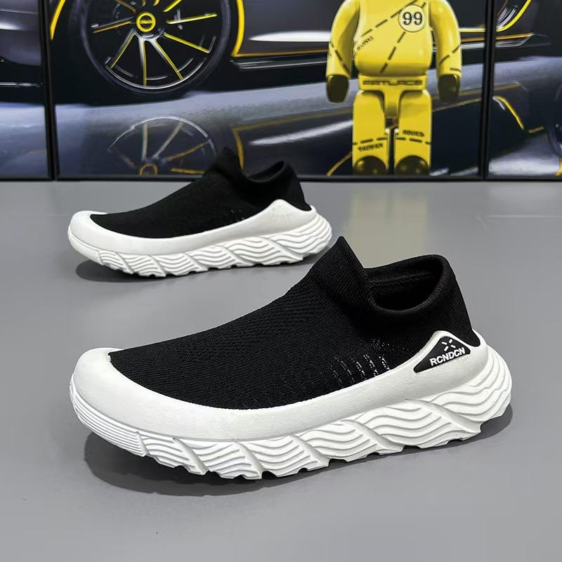 Brand Summer Men's Mesh Breathable Casual Shoes Slip on Soft Sole Vulcanized Shoes Light Thick Sole Sneakers Zapatillas Casuales