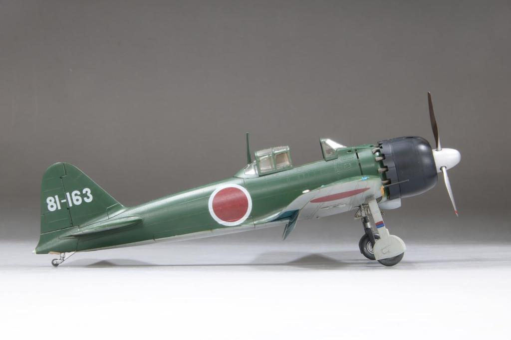 FineMolds 1/48 Scale Imperial Japanese Navy Zero Fighter Type 52 Mitsubishi Plastic Model FZ01 Airplane