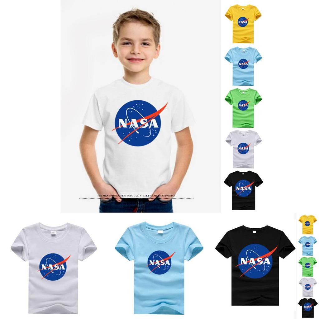 Klasické dětské tričko s motivem astronauta NASA a stylovým kulatým výstřihem