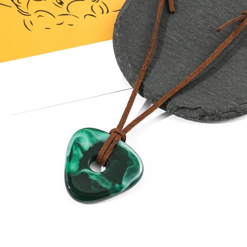 Resin Coraline Stone Necklace Chain Pendant Green Stone Necklace Triangles Charm Rope Chain Halloween Jewelry Accessory