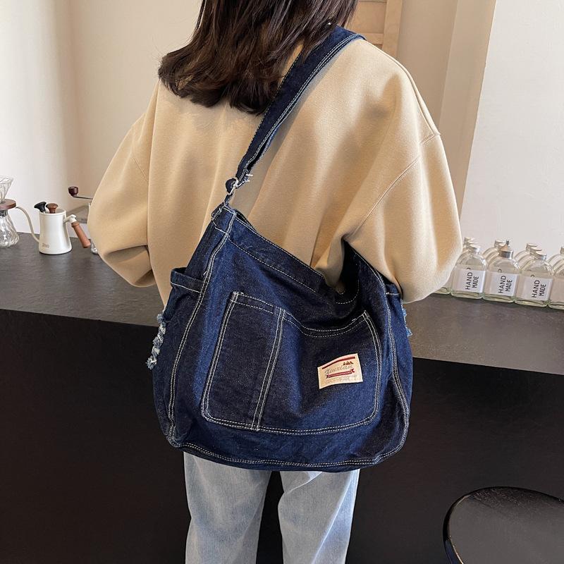 Denim Bag Women's Large Capacity Trendy Casual Shoulder Bag Retro Trendy Fashion Portable Messenger Bag